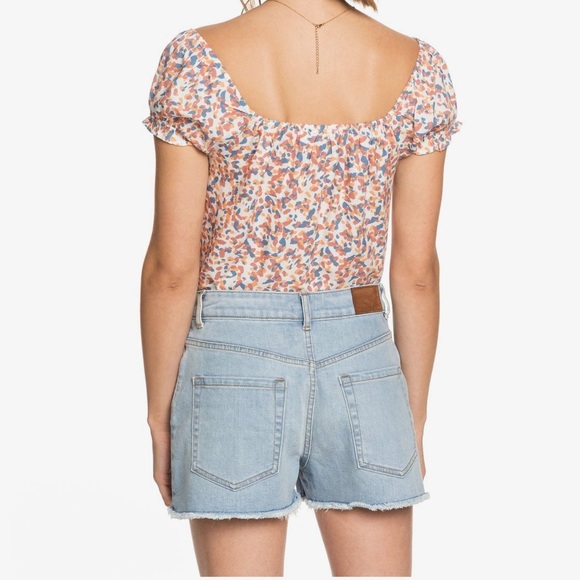 🔥ROXY Kissing The Swell Denim Shorts🔥 - Picture 5 of 10